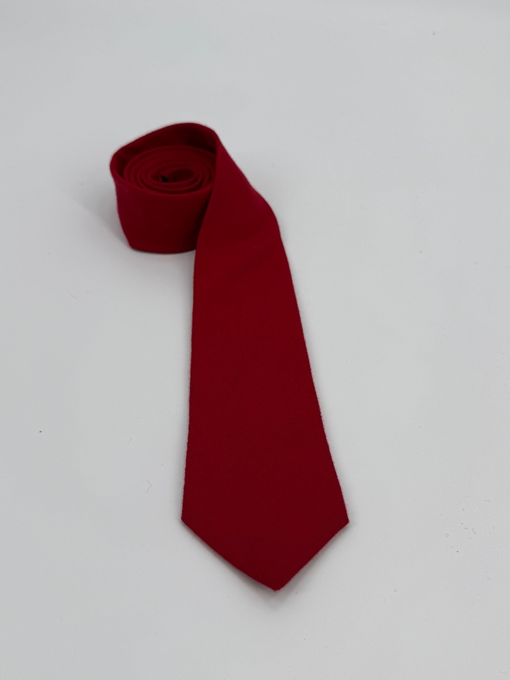 Vintage Cambridge Classics Mervyn's 100% Lambswool Tie Red Woven in Scotland 3.5